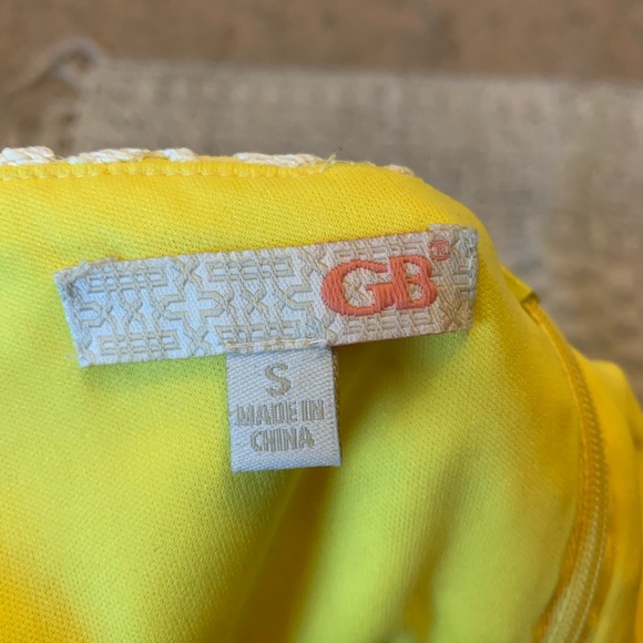 Lace Romper 🍋 - Picture 6 of 8